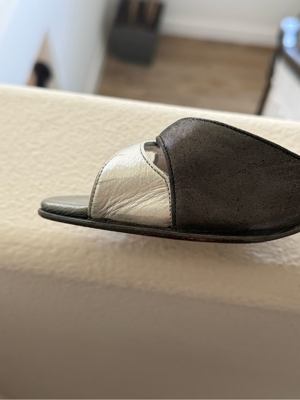 Metallic Silver & Charcoal Tango Heels by Neo Tango size 8 - Picture 4 of 7
